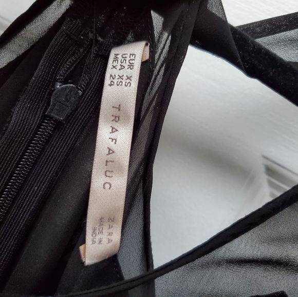 ZARA TRAFALUC BLACK SIDE CUTOUT MAXI DRESS - SIZE XS - Picture 4 of 4